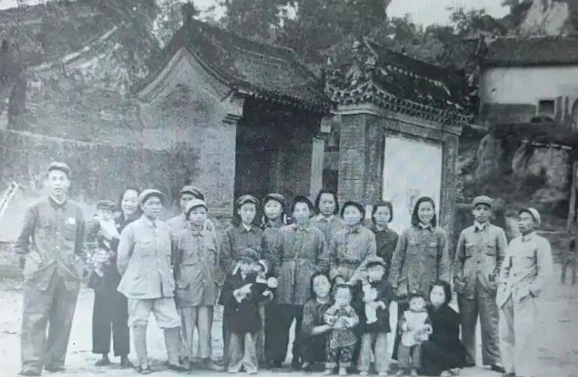 人知的二野女子大学AG真人地址鲜为