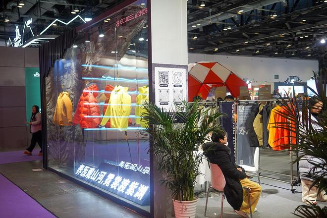 026现场观察：天石鹅铠甲全线装备实拍与体验AG真人国际游戏ISPO Beijing 2(图2)